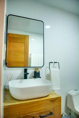 Apartamento en Bella Vista, Santo Domingo D.N. con 1 habitación, 1 baño, 1 parqueo de 50 mts² con mantenimiento incluido - Imagen 7