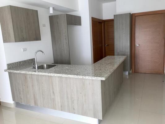 Apartamento en Zona Universitaria, Santo Domingo D.N. con 2 habitaciones, 2 baños, 1 parqueo en 4to nivel de 100 mts² con mantenimiento incluido - Imagen 5