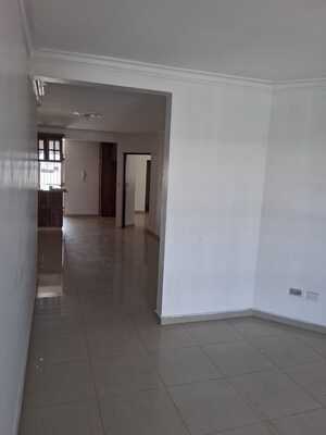 Apartamento en Prado Oriental, Santo Domingo Este con 3 habitaciones, 2 baños, 2 parqueos de 152 mts² con mantenimiento incluido - Imagen 4