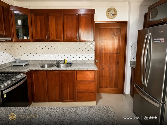 Apartamento en Colinas De Los Ríos, Santo Domingo D.N. con 2 baños, 1 parqueo en 2do nivel de 200 mts² con mantenimiento incluido - Imagen 2
