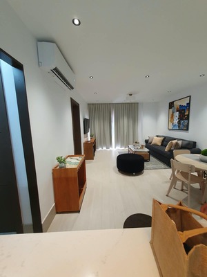 Apartamento en Piantini, Santo Domingo D.N. con 1 habitación, 1 baño, 1 parqueo en 3er nivel de 81 mts² con mantenimiento incluido - Imagen 4
