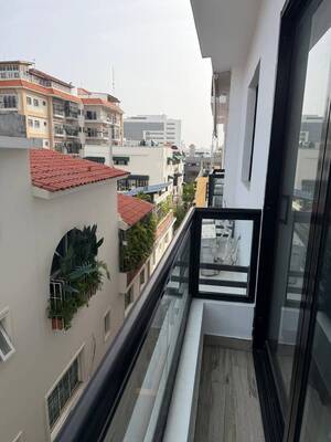 Apartamento en Bella Vista Norte, Santo Domingo D.N. con 1 habitación, 1 baño, 1 parqueo en 4to nivel de 67 mts² con mantenimiento incluido - Imagen 5