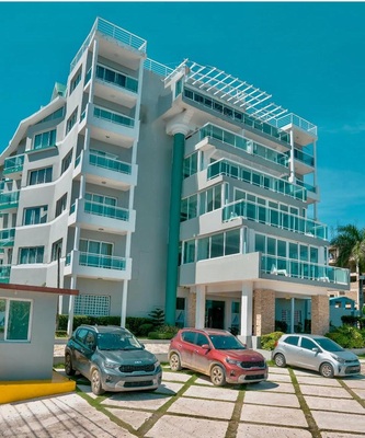 Apartamento en Boca Chica Centro, Boca Chica con 2 habitaciones, 2 baños, 1 parqueo en 4to nivel con mantenimiento incluido - Imagen 3