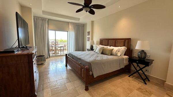 Apartamento en Cap Cana, Cap Cana con 2 habitaciones, 3 baños, 1 parqueo en 3er nivel de 1 mts² con mantenimiento incluido - Imagen 6
