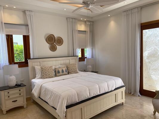 Villa en Cap Cana, Cap Cana con 4 parqueos de 2 niveles con mantenimiento incluido - Imagen 5