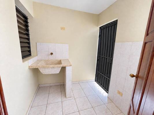 Apartamento en Renacimiento, Santo Domingo D.N. con 3 habitaciones, 2 baños, 2 parqueos en 4to nivel de 145 mts² - Imagen 7