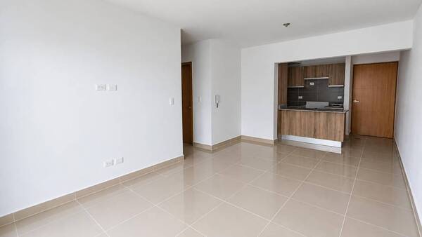 Apartamento en Epic Residences, Bávaro con 2 habitaciones, 2 baños, 1 parqueo en 3er nivel de 74 mts² - Imagen 2