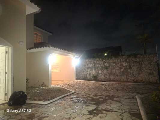 Casa en El Ejecutivo, Bávaro con 4 habitaciones, 4 baños con mantenimiento incluido - Imagen 2