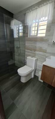 Apartamento en Bávaro, Punta Cana con 3 habitaciones, 3 baños, 1 parqueo con mantenimiento incluido - Imagen 3
