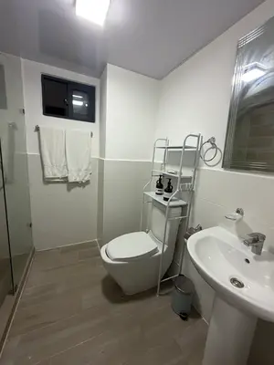 Apartamento en Av. Barceló, Punta Cana con 2 habitaciones, 2 baños, 2 parqueos en 4to nivel con mantenimiento incluido - Imagen 6