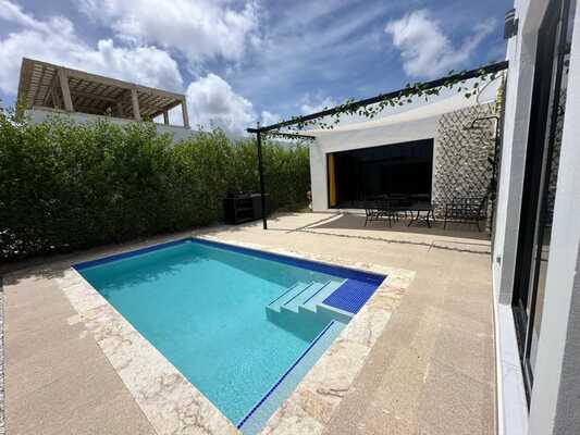 Casa en Boulevard Turístico del Este, Bávaro con 2 habitaciones, 2 baños de 1 nivel de 253 mts² - Imagen 2