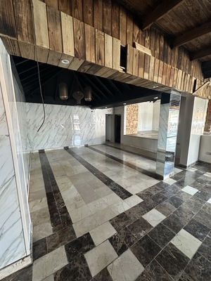 Local comercial en Brisas De Bávaro, Bávaro con 2 baños y 2 parqueos de 250 mts² - Imagen 7