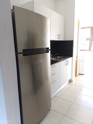 Apartamento en Punta Cana Village, Punta Cana con 3 habitaciones, 3 baños, 2 parqueos de 150 mts² con mantenimiento incluido - Imagen 7