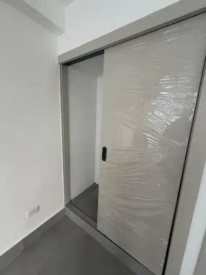 Apartamento en Evaristo Morales, Santo Domingo D.N. con 2 habitaciones, 2 baños, 1 parqueo en 6to nivel de 55 mts² con mantenimiento incluido - Imagen 4