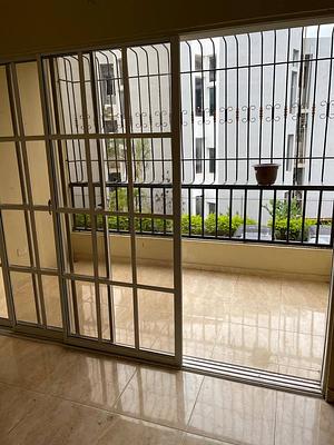 Apartamento en Autopista San Isidro, Santo Domingo Este de 3 habitaciones con 2 baños y 1 parqueo de 108 mts² con mantenimiento incluido - Imagen 2