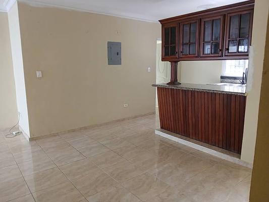 Apartamento en Autopista San Isidro, Santo Domingo Este de 3 habitaciones con 2 baños y 1 parqueo de 108 mts² con mantenimiento incluido - Imagen 4